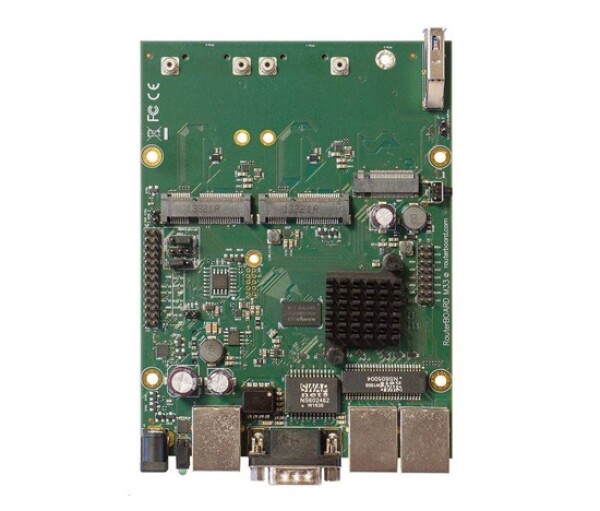 MikroTik RouterBOARD RBM33G, dual-core 880MHz, 256MB DDR3, 3x GLAN, 2x mini-PCIe, 2xSIM slot, 1xM.2, USB, RS232, vč. L4 EDF_1015923