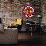 Mustang Cedule Chicago Blackhawks NHL 22" Round Distressed Logo