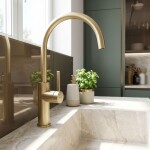 REA - Kuchyňská baterie Rivo Brush Gold REA-B9342