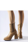 Boty na podpatku model 204732 Solea 38