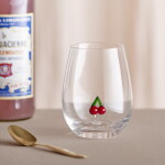 Bloomingville Sklenice na vodu Misa Cherries 560 ml, čirá barva, sklo