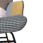 Křeslo houpací, potah patchwork látka, dřevěné nohy, masiv kaučukovník