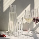 Broste Sklenice White Stripe 550 ml, bílá barva, sklo