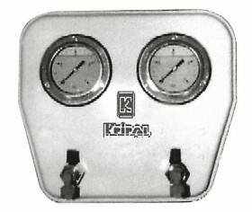 Dvojitý horizontální panel s dvěma glycerinovými manometry