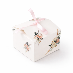 Výslužková krabice se stuhou Pink střední 16,5x16,5x11cm