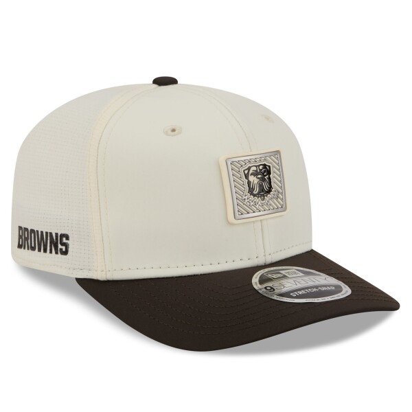 New Era Pánská kšiltovka Cleveland Browns NFL "DOG" 2026 Training Camp 9SEVENTY Stretch-Snap Braun