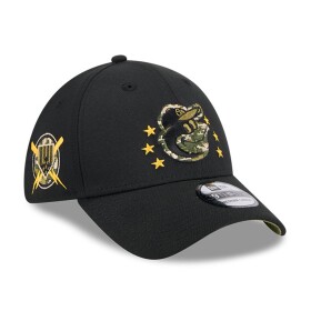 New Era Pánská kšiltovka Baltimore Orioles MLB 2024 Armed Forces 39THIRTY Flex Velikost: M/L