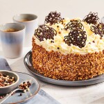 FunCakes Zkaramelizované kousky lískových oříšků (200 g)