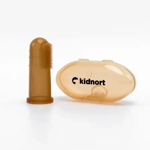 Kidnort Blomka Silikonový kartáček na prst 6m+ (KID000033)