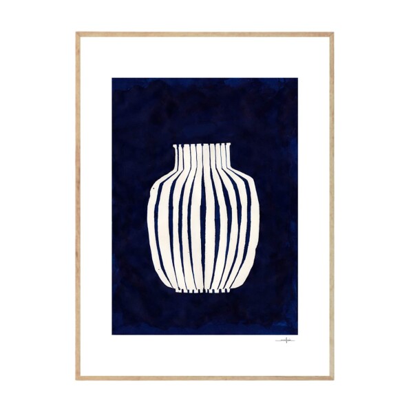 THE POSTER CLUB Autorský plakát Blue Vase by Ana Frois 30 x 40 cm, modrá barva, papír