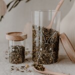 Eulenschnitt Skleněná dóza s víkem Mini Glass/Oak Easter – set 6 ks, čirá barva, přírodní barva, sklo, dřevo