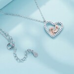 Stříbrný náhrdelník Dětské nožičky - stříbro 925/1000, srdce, Stříbrná 39 cm + 5 cm (prodloužení)