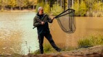 Giants fishing Plovoucí podběrák s pogumovanou síťkou Deluxe 210cm 60x60cm,Giants fishing Plovoucí podběrák s pogumovanou síťkou Deluxe 210cm 60x60cm