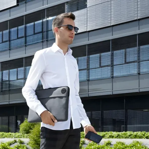 Genua pouzdro na notebook 17,3" šedé / Pouzdro na notebook / 17,3" (231040)