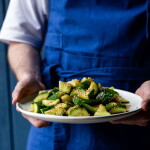 Nicolas Vahé Sada koření Basil / Paprika Chilli / Turmeric – 3 × 11 g, béžová barva, sklo