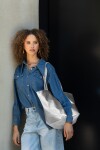 Nákupní taška přes rameno Reisenthel Shopper M Silver crackle
