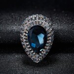 Exkluzivní brož Swarovski Elements Béatrice, Tmavě modrá
