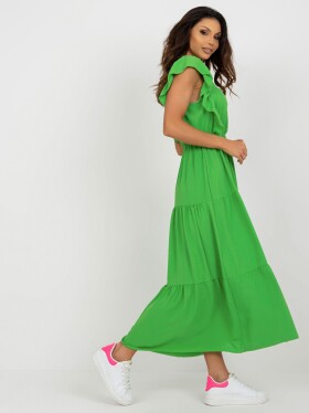 Světle zelené šaty s volánem na léto