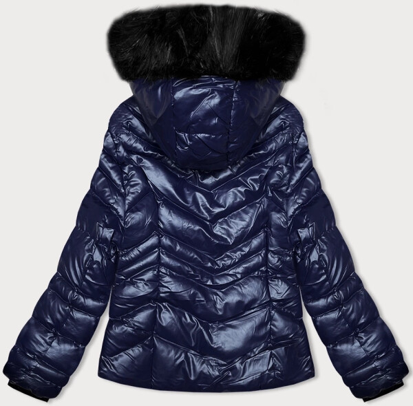 Krátká prošívaná dámská zimní bunda ve švestkové barvě s kapucí J Style (58M23068-4) odstíny modré S (36)