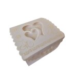 Dortisimo Svatební krabička na výslužku bílá s perleťovým vzorem Srdíčka (7,4 x 7,4 x 3,6 cm)