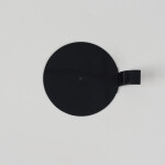 Cake star Plastová podložka pod minidezerty s úchytem kruh černá 8cm