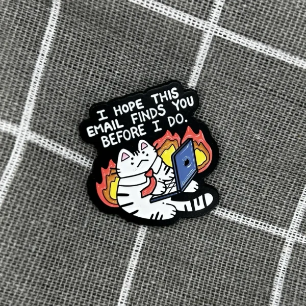 Pinarna.cz I hope this email finds you before i do. / Doufám, že tenhle email tě najde dřív než já.