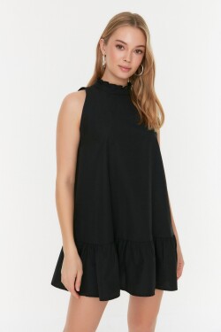 Trendyol černé tkané šaty Relaxed Fit Mini bez rukávů