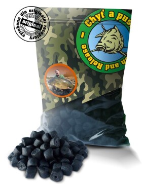 Chyť a pusť Pelety Halibut original carp s dírou 900g,Chyť a pusť Pelety Halibut original carp s dírou 900g