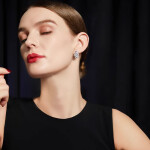 Náušnice s květinovým motivem Paulette, Stříbrná