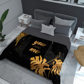 DumDekorace Moderní přehoz s nápisem YOU AND ME - černo-zlatý design Šířka: 200 cm | Délka: 220 cm