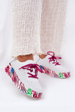 Dámské Kožené Sneakersy Na Vzorované Platformě Vinceza 88017 Bílé 40