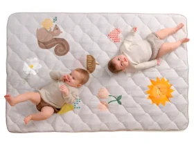 Taf Toys Fantasy Bloom / Hrací deka / prošívaná / 100×150 cm / od narození (13915TAF)