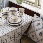 Strömshaga Vyšívaný povlak na polštář Lovisa Blue/White 45 × 45 cm, modrá barva, textil