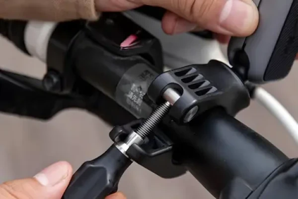PGYTECH CapLock / Držák akční kamery na řídítka / hliníková slitina / nosnost do 300 g / 8–35 mm (P-GM-222)