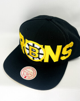 Mitchell & Ness Pánská kšiltovka Boston Bruins NHL Full Frontal Snapback Vntg