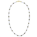 Luxusní pánský náhrdelník Antonio Gold - bílý howlit, zlatý hematit, Bílá/čirá 45 cm