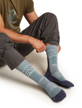 Pánské merino turistické ponožky ICEBREAKER Mens Hike+ Medium Crew Across the Peaks, Blue Ash/Graphite/Mint velikost: 39-41,5 (S)