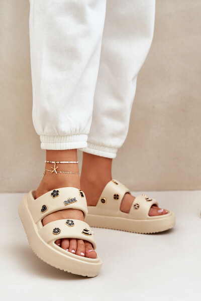 Dámské Pěnové Pantofle S Dekoracemi Béžové Ravanala 36/37