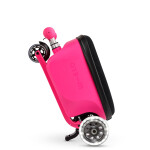 Micro Luggage Junior Patch & Play modrá - dětské zavazadlo a koloběžka v jednom!