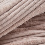 Mimořádně měkká a hebká flanelová deka s 3D efektem - pudrově růžová Šířka: 150 cm | Délka: 200 cm