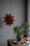 Watt & Veke Závěsná svítící hvězda Oslo Red Ochre 44 cm, červená barva, papír