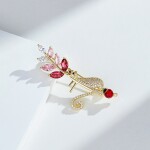 Brož Swarovski Elements Lazy Cat - kočka, Zlatá