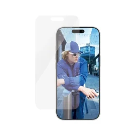PanzerGlass Classic Fit Ochranné sklo pro Apple iPhone 16 Pro / s instalačním rámečkem (2874)