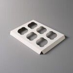 Cake star Bílá krabice s průhledným víkem na 6ks muffinů