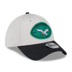 New Era Pánská kšiltovka Philadelphia Eagles NFL Historic 2024 Sideline 39THIRTY Flex Velikost: L/XL