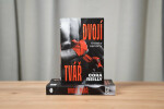 Dvojí tvář (poškozené) - Cora Reilly