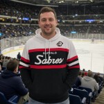 Mitchell & Ness Mikina Buffalo Sabres NHL Head Coach Hoodie Velikost: M
