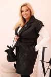Dámská vesta Plus Size prošívaná s páskem a límcem černá UNI