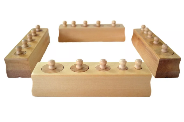 Moyo Montessori Moyo Montessori Válečky s úchyty - zmenšená verze