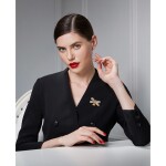 Brož Swarovski Elements Josette Gold - včela, Zlatá